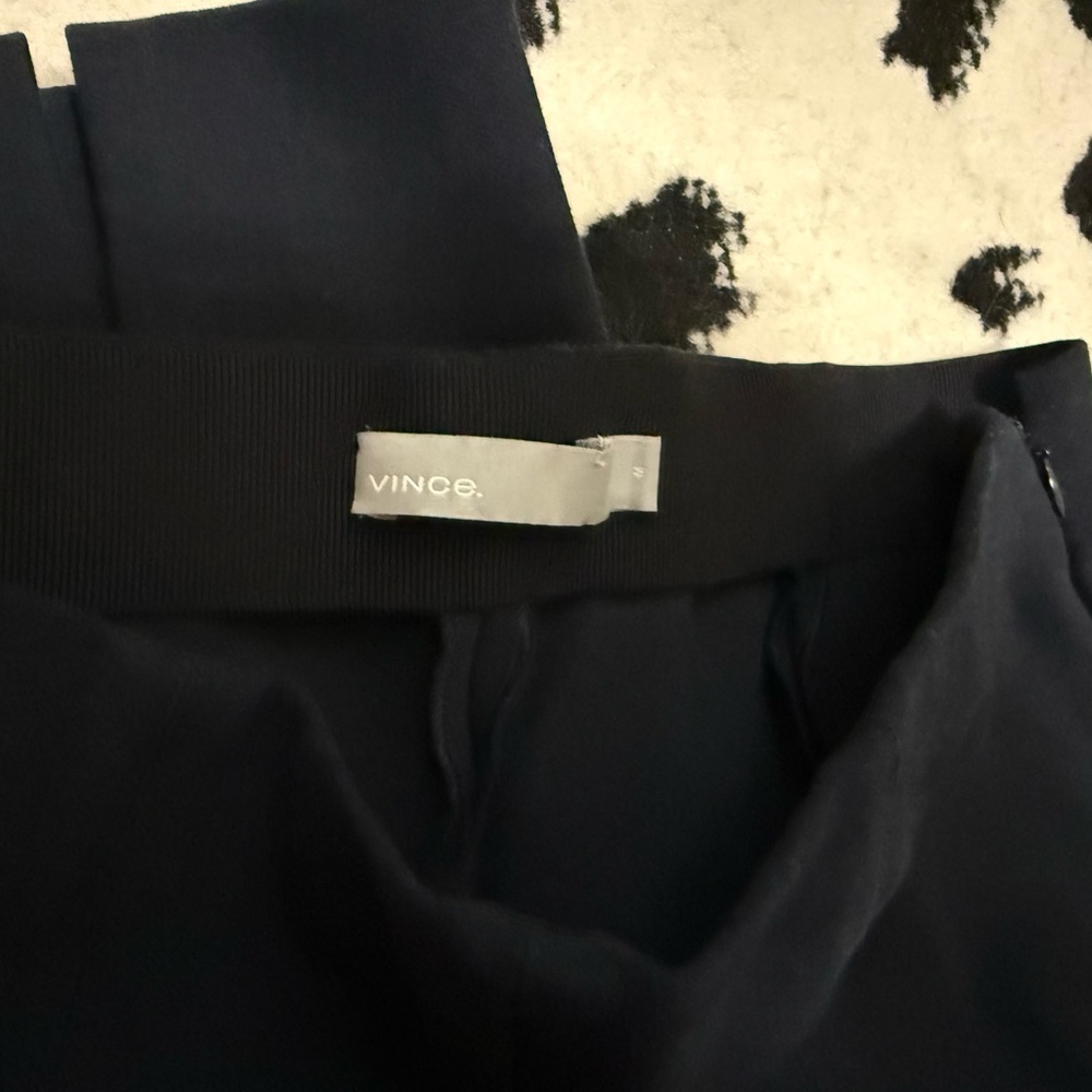 Vince Navy Blue Seamed Legging Trousers - Picture 3 of 5